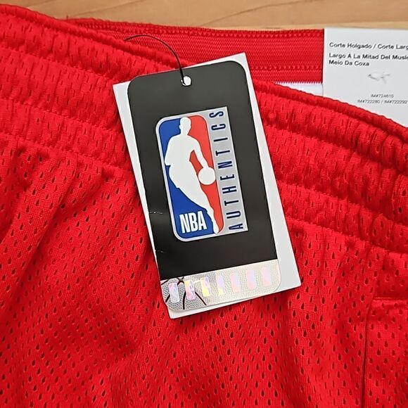 Nike NBA Chicago Bulls Mesh Practice Shorts Red NWT - Picture 6 of 10